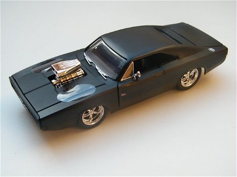 Schaal Film auto Dodge Charger Fast and Furious 7 – Jada Toys 1:24 - 5
