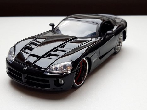 Nieuw modelauto “letty” Dodge viper srt10 – Fast and Furious – Jada Toys 1:24 - 0