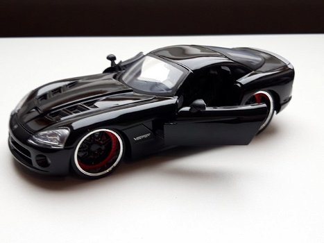 Nieuw modelauto “letty” Dodge viper srt10 – Fast and Furious – Jada Toys 1:24 - 3