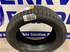 2x Pirelli winter autobanden 245/45/18 p/st €100,-