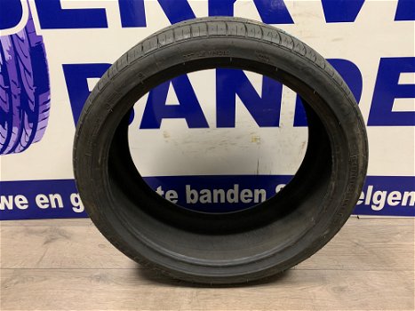 2x Imperial zomer autobanden 245/35/20 p/st €100,- - 0