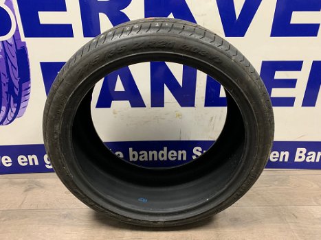 2x Pirelli zomer autobanden 275/35/21 p/st €100,- - 0