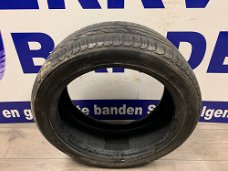 2x Bridgestone zomer autobanden 225/45/17 p/st €35,-