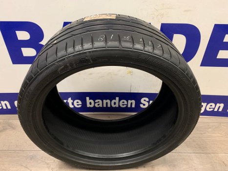 2x Bridgestone zomer autobanden 245/35/18 p/st €60,- - 1