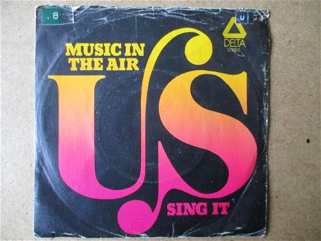 a5692 us - music in the air - 0