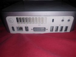 Mac Mini YM8331ZAYL1 met 1,83 Ghz en een Apple Basistation Enz.