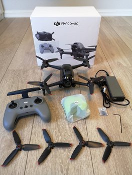 DJI FPV COMBO drone - 0