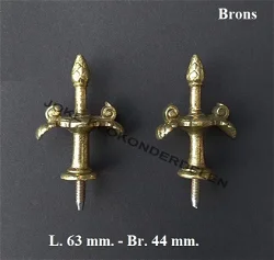 = 2 Ornamenten = brons = 47111