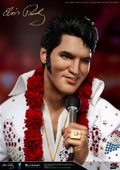 Blitzway Elvis Presley statue - 1