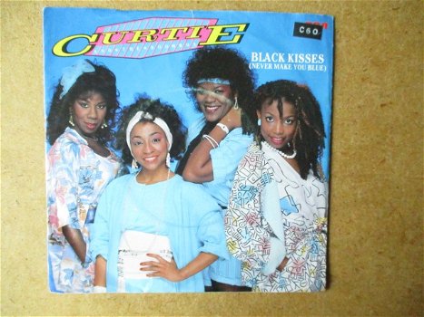 a5955 curtie and the boombox - black kisses - 0