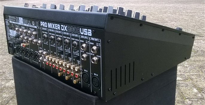 Mixer Behringer DX2000USB - 5