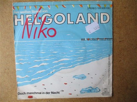 a6435 niko - am weissen strand von helgoland - 0
