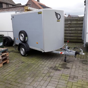 gesloten aanhangwagen debon - 0