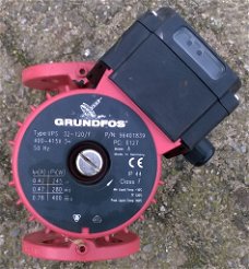 Circulatiepomp Grundfos, UPS 32-120/F P/N: 96401839