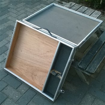 Flightcase / Koffer (68 x 55,5 x 13 cm) - 6