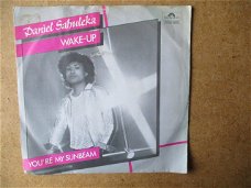 a6604 daniel sahuleka - wake-up