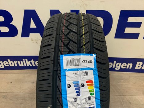 2x Superia all season autobanden 205/45/17 p/st €75,- - 2