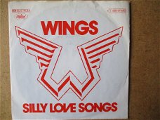 a6752 wings - silly love songs