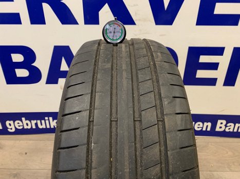 2x Dunlop zomer autobanden 225/45/19 p/st €65,- - 2