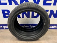 2x Pirelli zomer autobanden 315/35/20 p/st €85,-