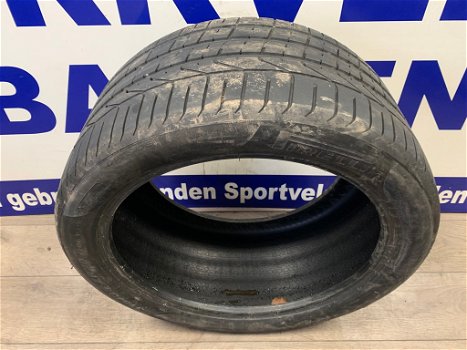 2x Pirelli zomer autobanden 315/35/20 p/st €75,- - 1