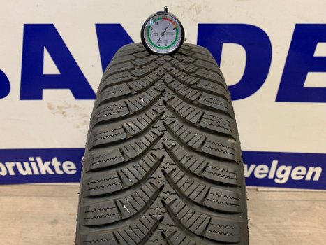 2x Hankook winter autobanden 165/70/14 p/st €35,- - 2