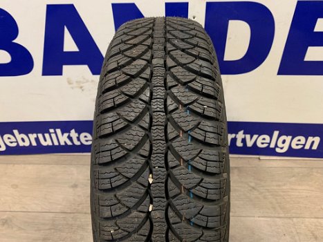 2x Fulda winter autobanden 175/65/14 p/st €50,- - 2