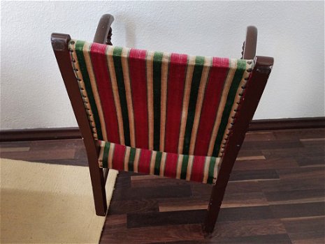Leuk vintage stoeltje met kleurige bekleding - 3