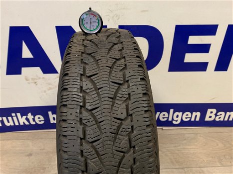 2x Pirelli winter autobanden 175/70/14 p/st €40,- - 2