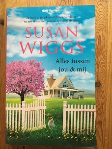 HQN Roman 229 Susan Wiggs met Alles tussen jou & mij (PB)