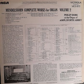 Philip Dore - Mendelssohn Complete Works For Organ Volume 2 VICS1572 - 1