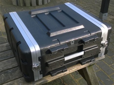 Flightcase 4HE, 19 inch (B-stock) - 1