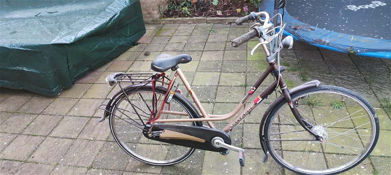 Te koop Gazelle damesfiets met versnellingen - 0