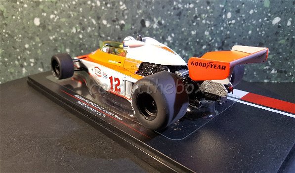 McLaren M23 #12 Mass 1976 1:18 MCG - 2