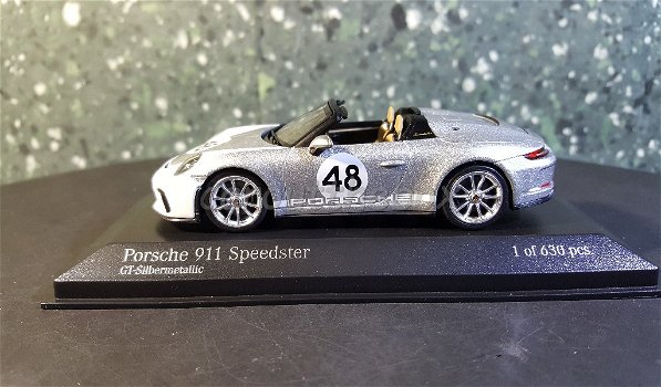 Porsche 911 Speedster grijs 1/43 Minichamps - 0