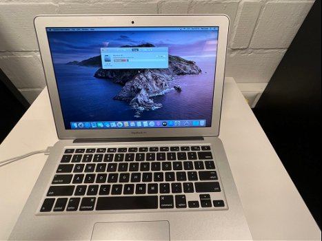 Apple Macbook Air 13” - 3