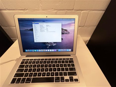 Apple Macbook Air 13” - 4