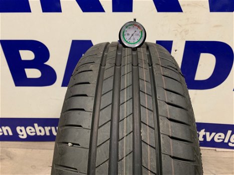 4x Bridgestone zomer autobanden 205/55/16 per stuk €75,- - 2