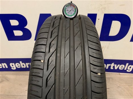 2x Bridgestone zomer autobanden 195/45/15 per stuk €50,- - 2