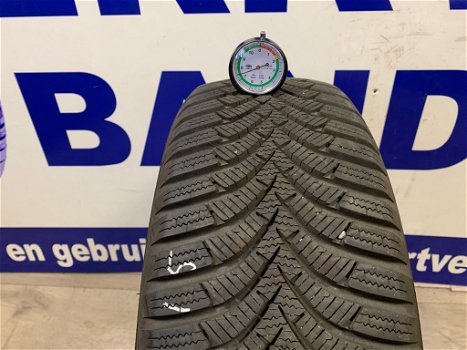 2x Hankook all season autobanden 195/65/15 per stuk €45,- - 2