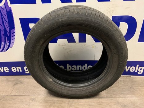 2x Michelin zomer autobanden 215/65/15 per stuk €45,- - 0