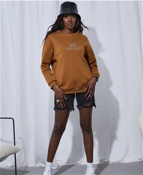 Okergeel/bruin sweater met vlinder applicatie - 2