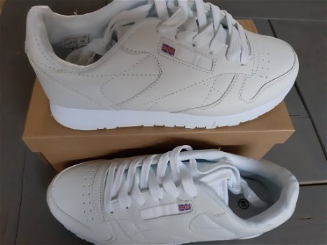 Witte sneakers - 0