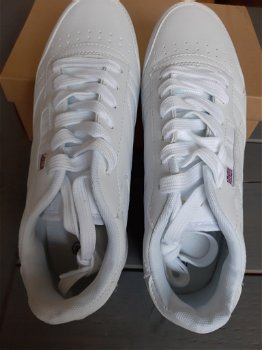 Witte sneakers - 1