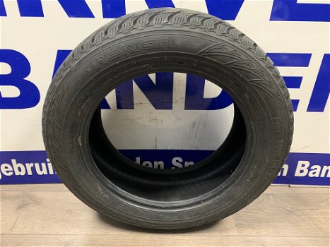 2x Nokian winter autobanden 215/60/17 per stuk €50,- - 0