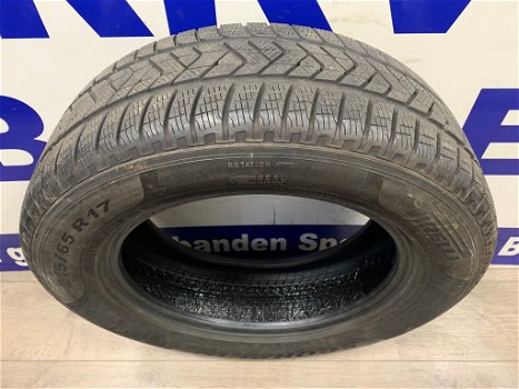 4x Pirelli winter autobanden 215/65/17 per stuk €50,- - 1