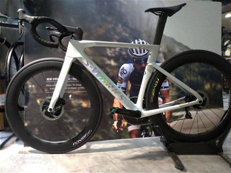 2020 Specialized S-Works Roubaix - Sagan Collection Online WhatsApp Number : +49 1521 5397360 - 2
