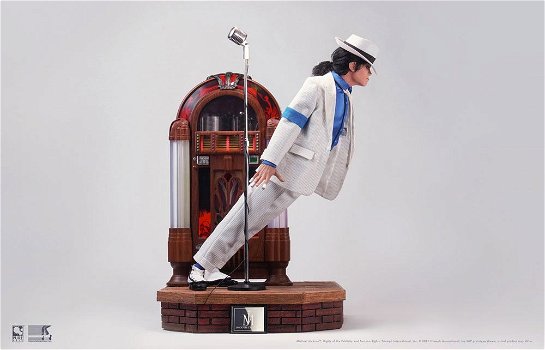 Pure Arts Michael Jackson Smooth Criminal Deluxe statue - 0