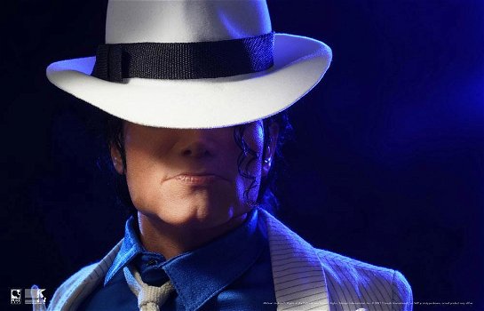 Pure Arts Michael Jackson Smooth Criminal Deluxe statue - 5