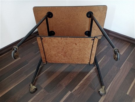 Vintage sidetable / bijzettafel met wieltjes - 3